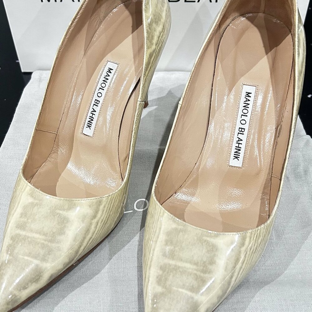 Manolo Blahnik BB 90 Patent pump size 39.5